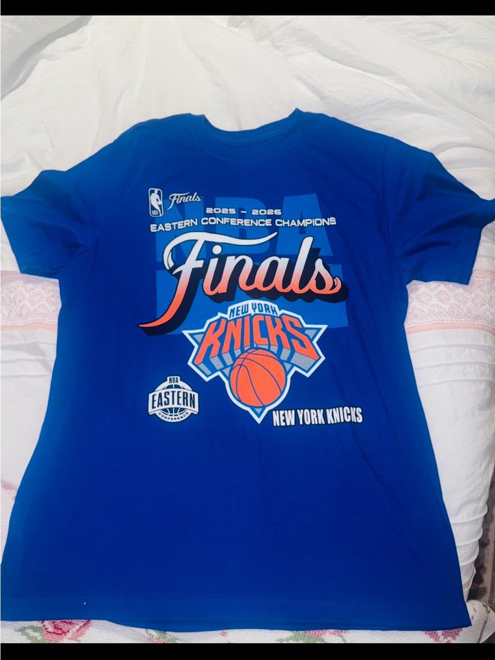 New York Knicks Finals T-Shirt - front and back